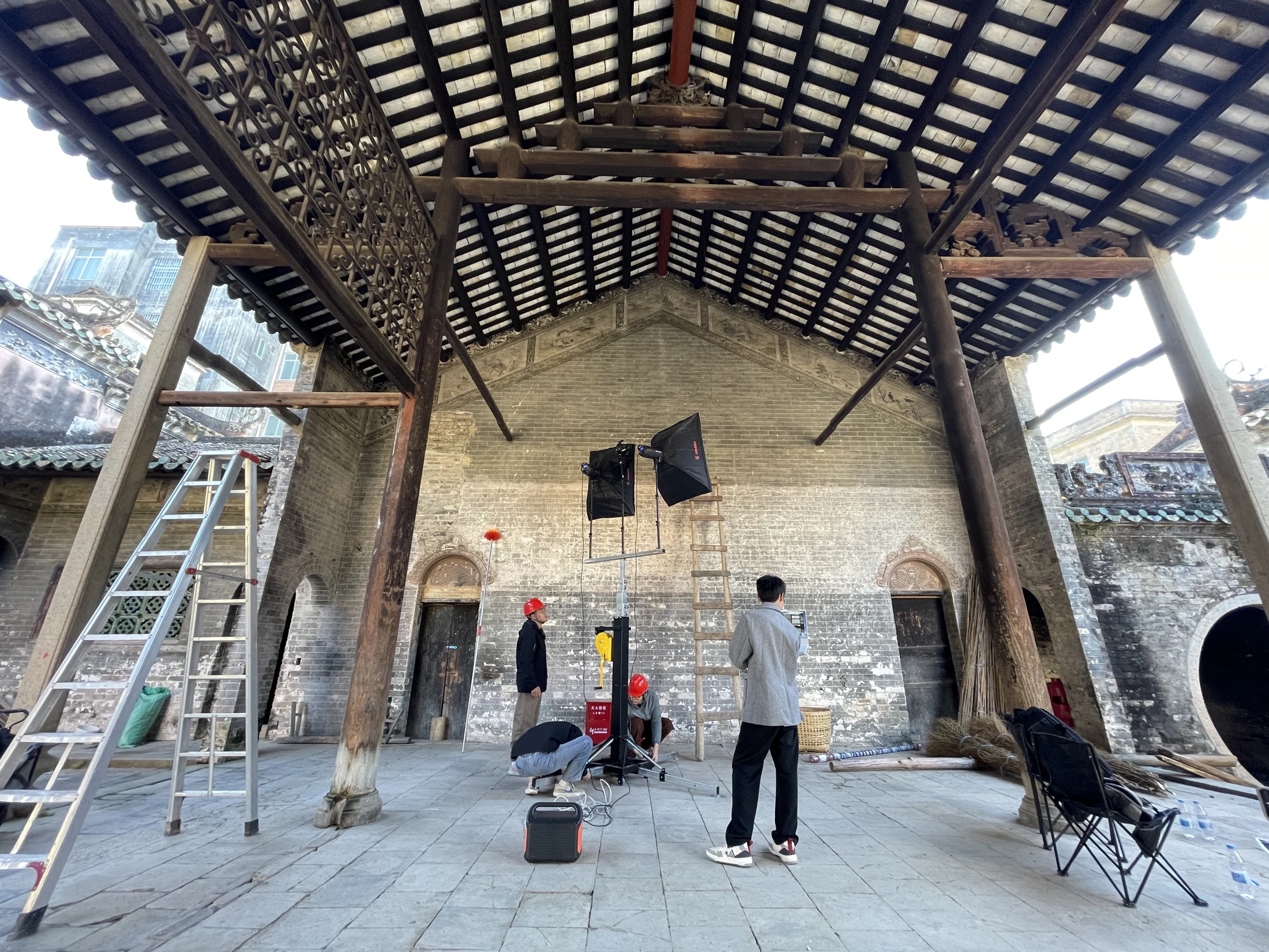 Architectural context and field documentation.
